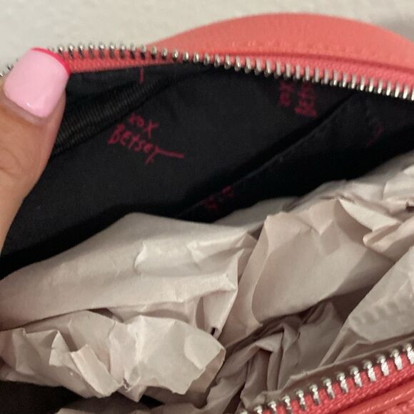 NWT- Betsey Johnson-XO pickle ball purse coral and green - Picture 7 of 8